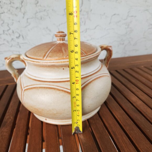 Vintage Canadian Pottery Stoneware Soup Tureen with Lid & Handles, 7" x 9" - Picture 11 of 11